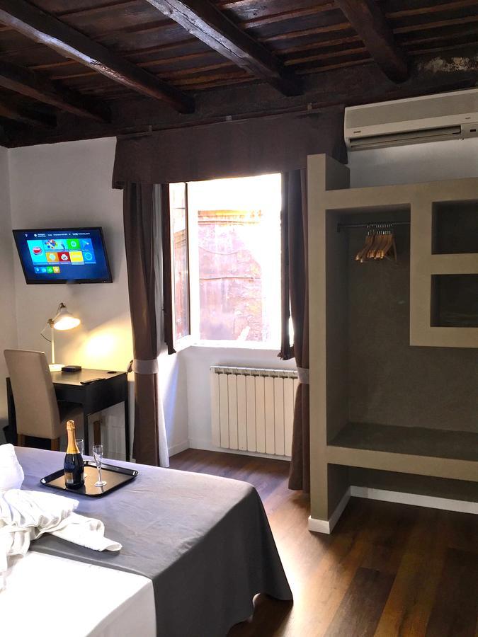 Do-Do Navona Suites Roma Camera foto