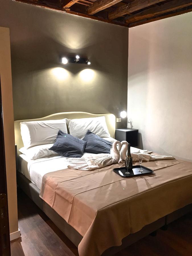 Do-Do Navona Suites Roma Camera foto